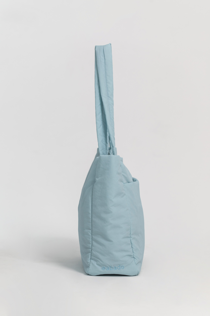 Total Tote in Arctic Blue (2023)